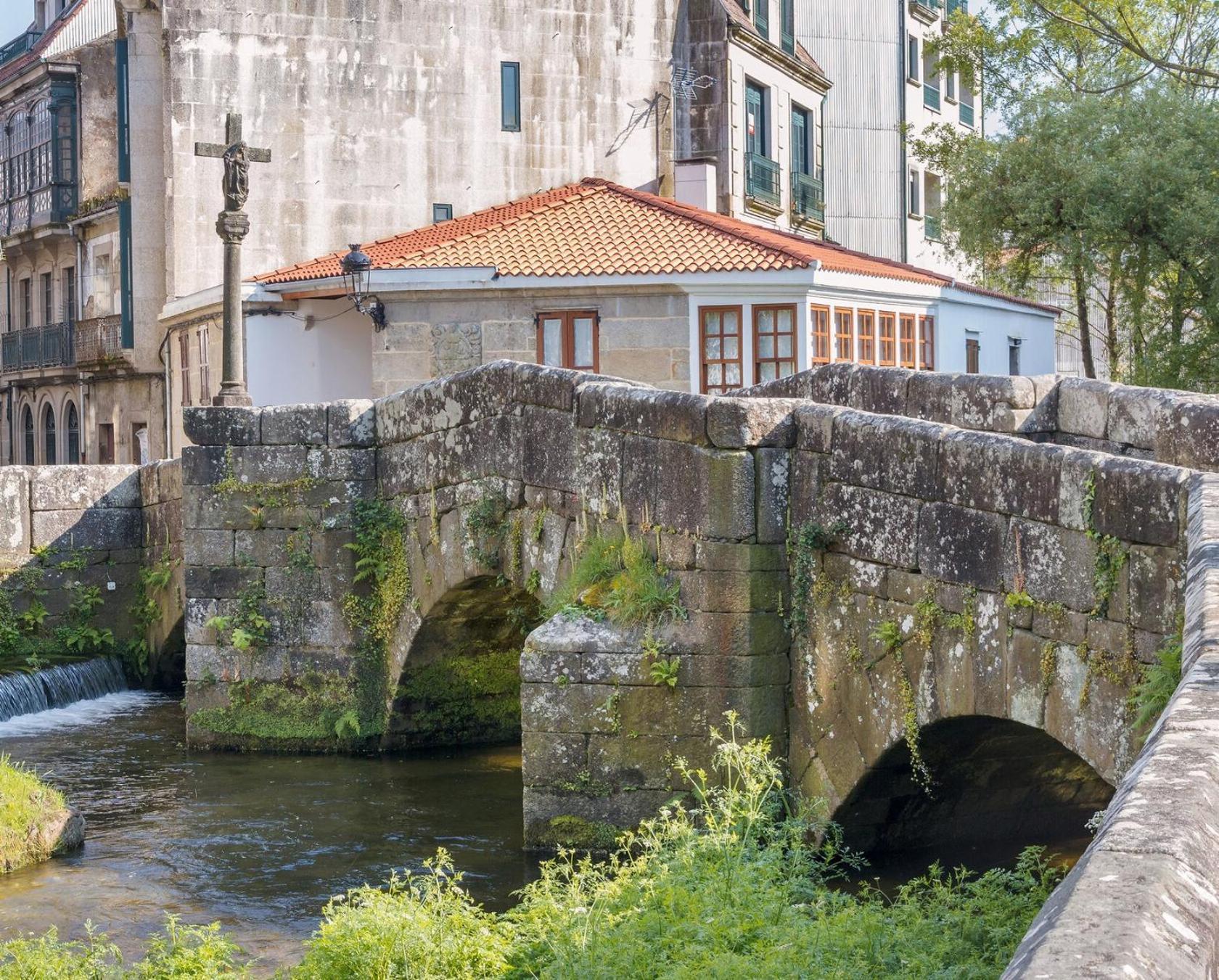 Alojamiento Ponte Romana Apartment Caldas De Reis Exterior foto